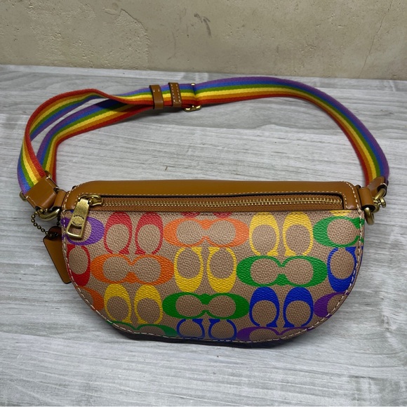 Coach Bethany Belt Bag Fanny Pack Rainbow Signature Tan Canvas Multicolor Belt - Picture 3 of 15